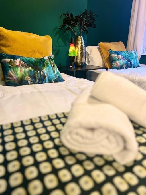 Canalside Terrace-Boutique Stay Worcester City 外观 照片